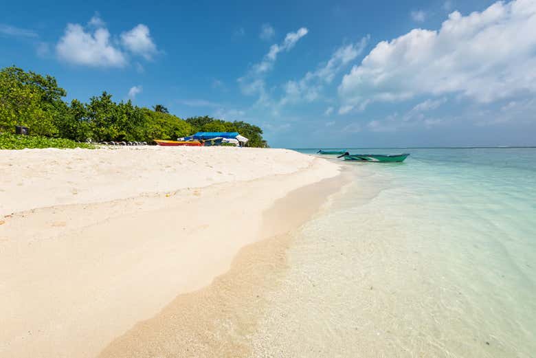 Praia na ilha de Gulhi